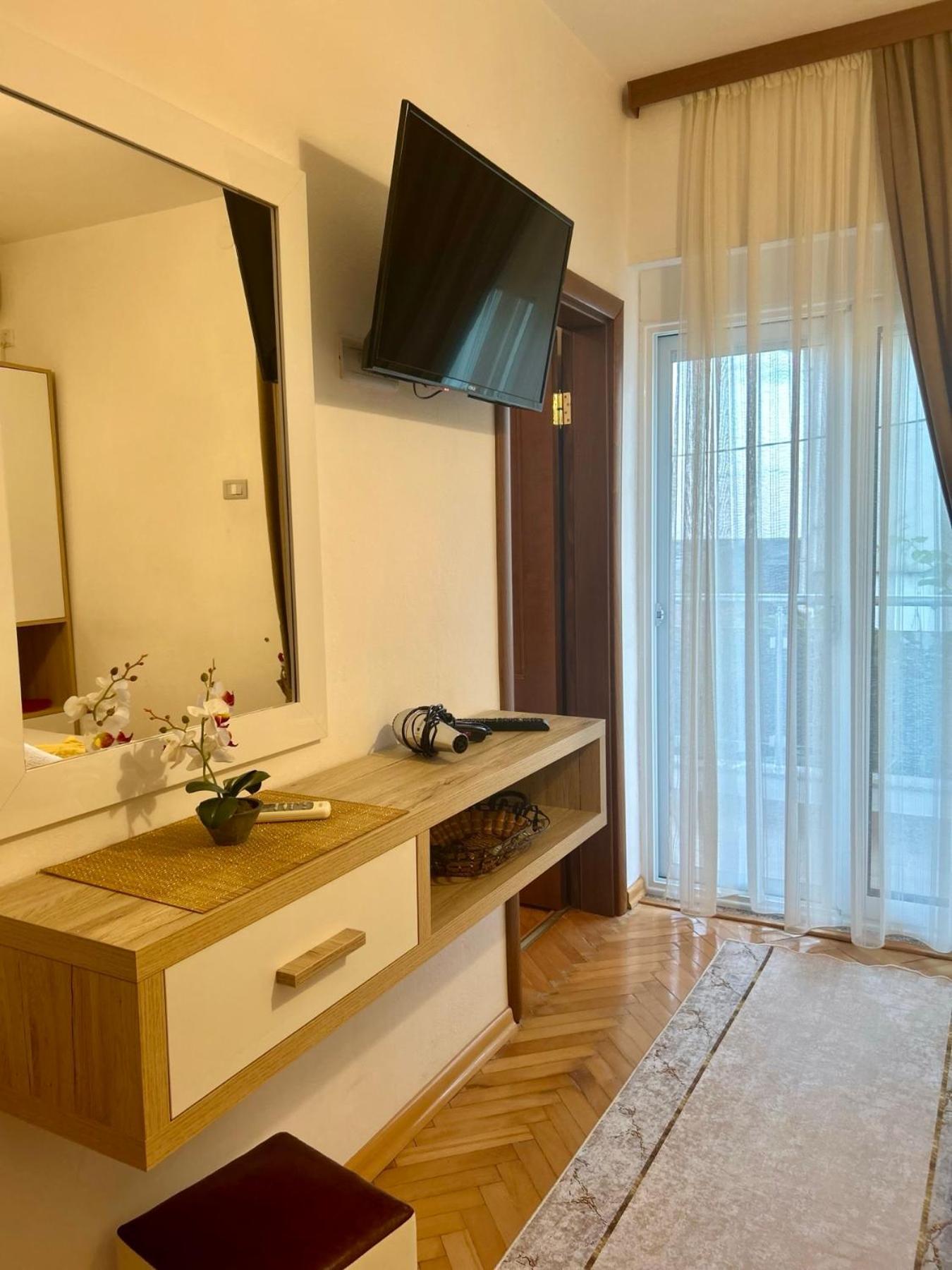 Apartments Gazi Ulcinj Bagian luar foto